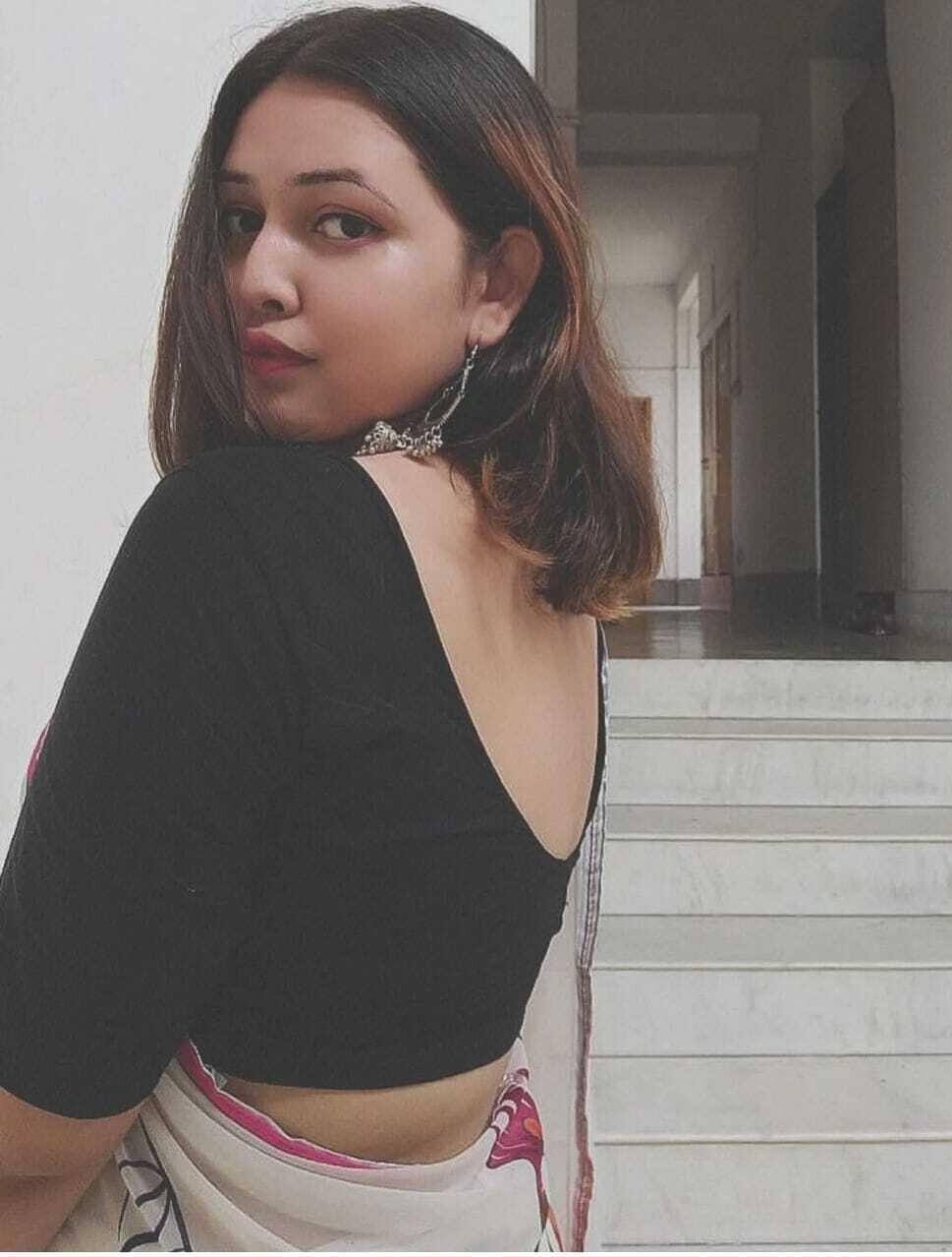 best Noida Film City call girl