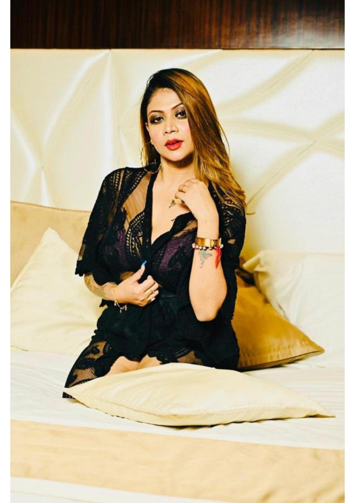  call girls Noida Film City