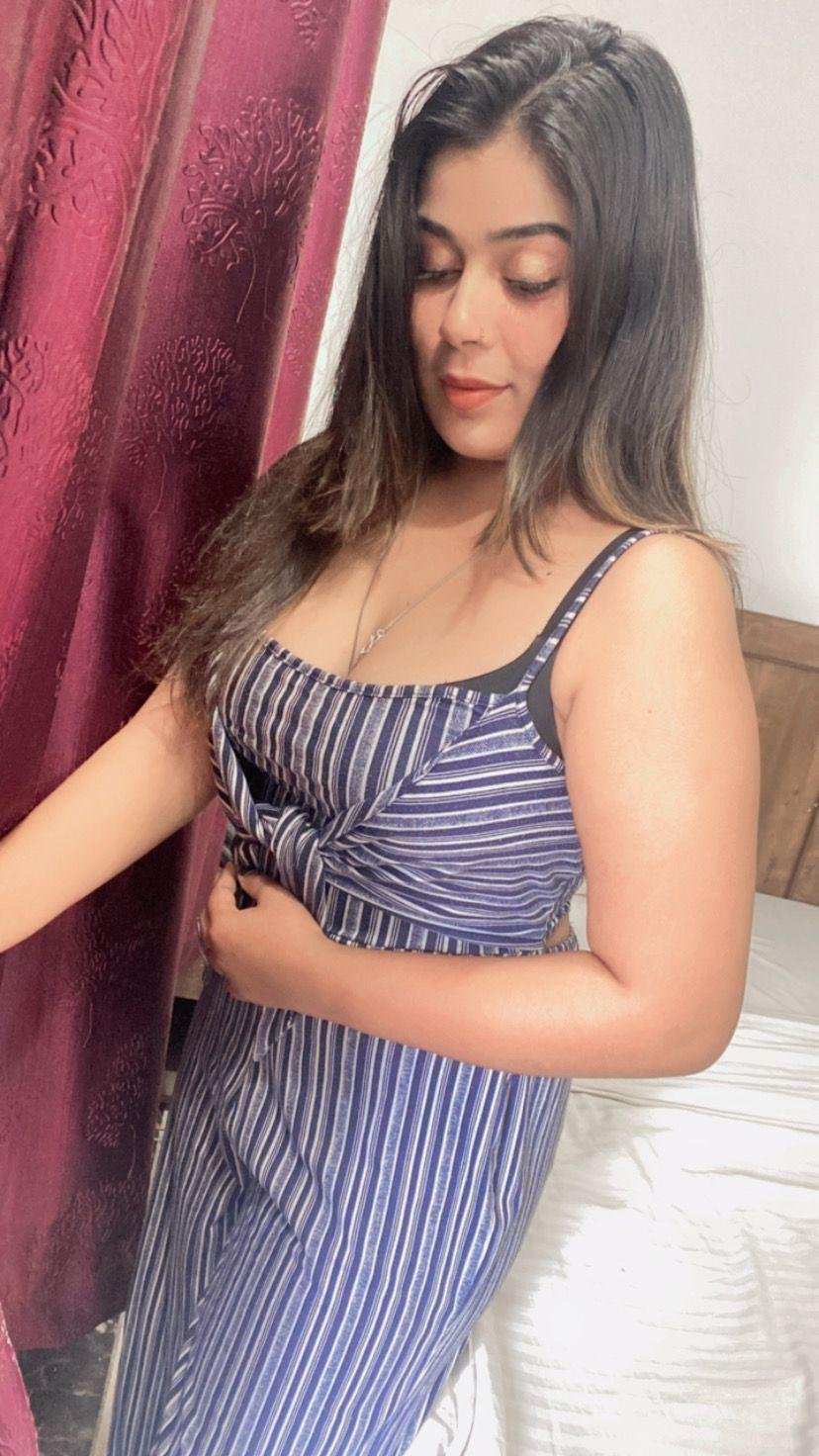  call girls service in Noida Film City